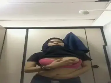 Bokep Jilbab Pulang Kuliah Nahan Sange Colmek poster